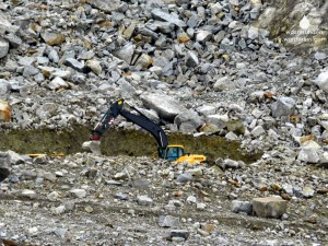 Baustelle Rettenbachferner Bagger