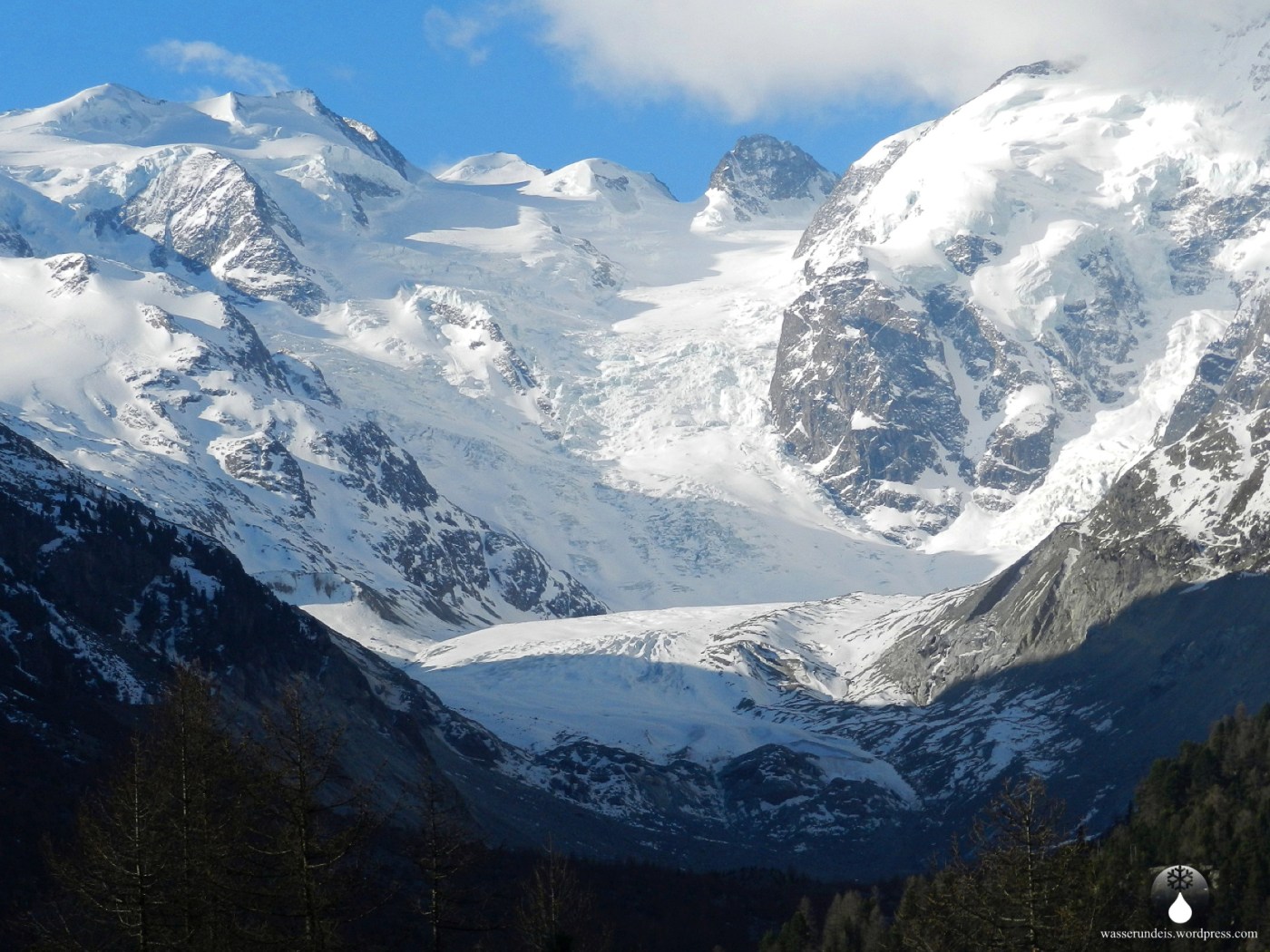 Die Zunge des Morteratschgletschers im Schweizer Kanton Graubünden.