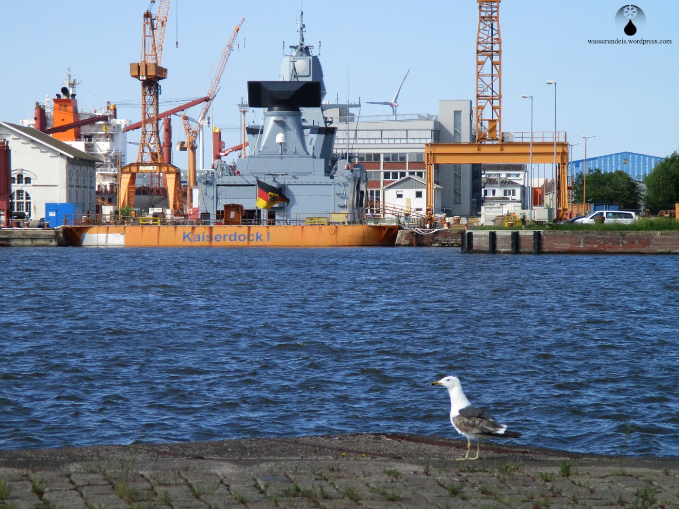 Fregatte Sachsen im Dock.