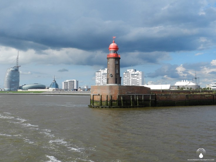 #Leuchhturm Geestemole Nord Weserfähre