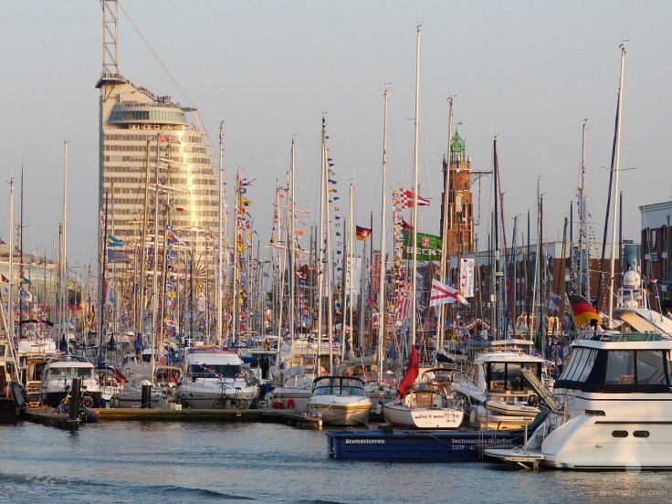 Der Neue Hafen in Bremerhaven zur Sail 2015.
