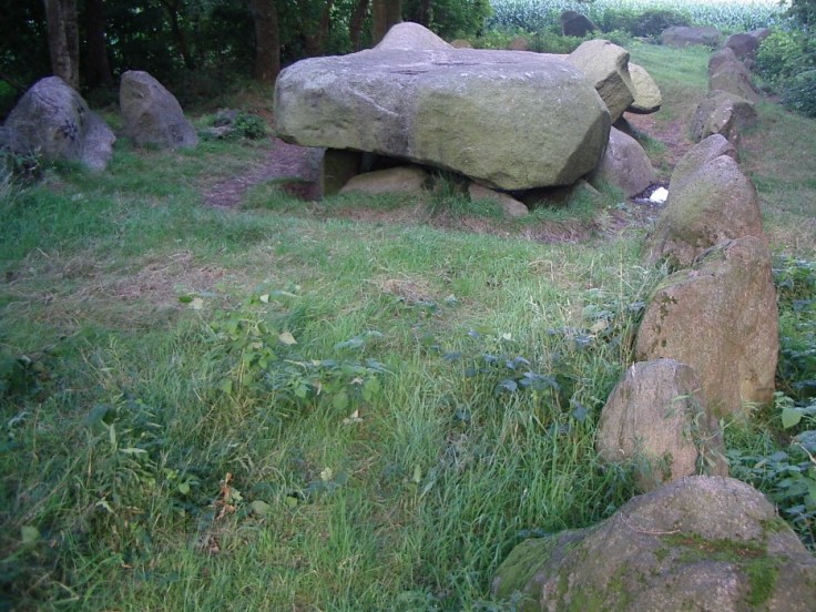 Megalithanlage Grabanlage Findlinge