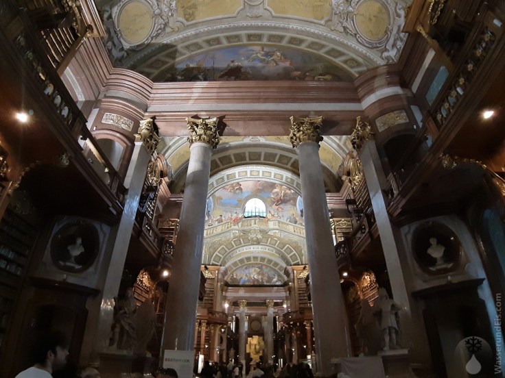 #Säulen Prunksaal Österreichische Nationalbibliothek 2020